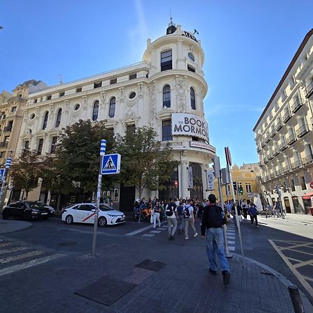 Ch Cruz Madrid Hotel Buitenkant foto