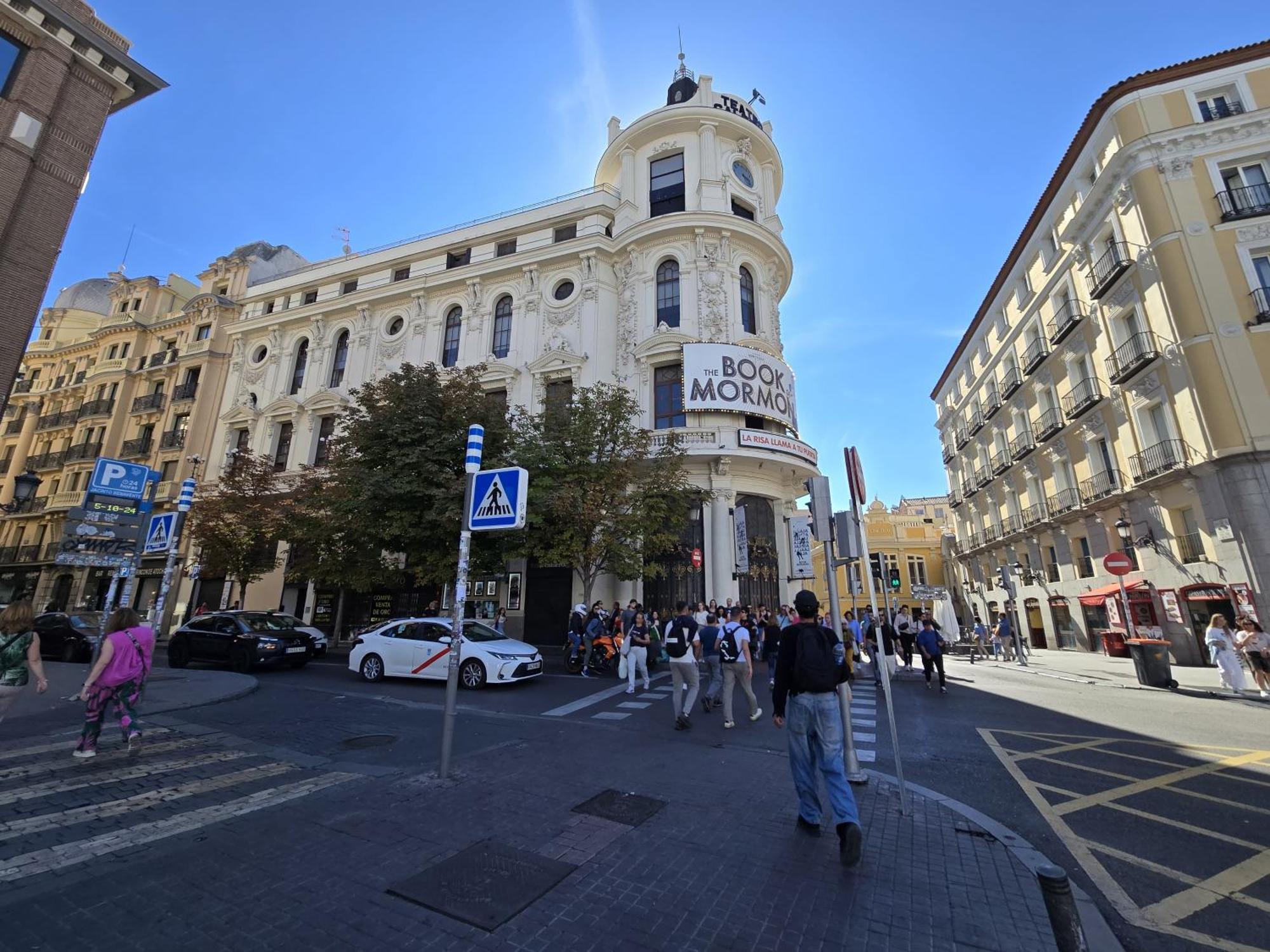 Ch Cruz Madrid Hotel Buitenkant foto